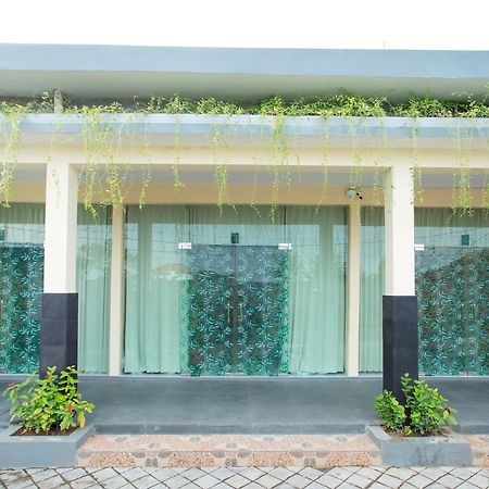 V Canggu Dormitory 外观 照片