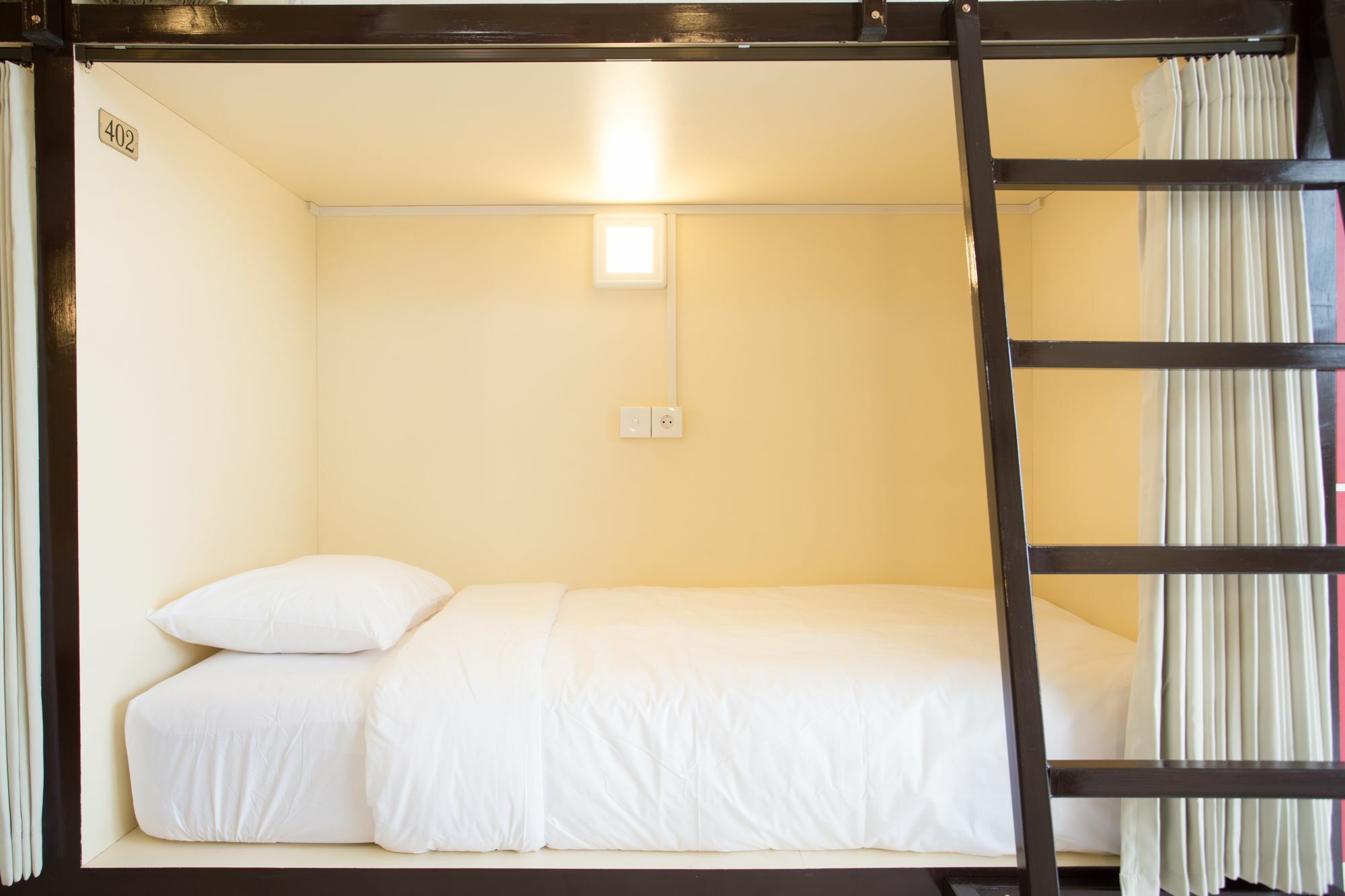 V Canggu Dormitory 外观 照片